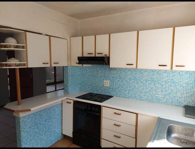 2 BEDROOM APARTMENT FOR SALE IN PIETERMARITZBURG CENTRAL